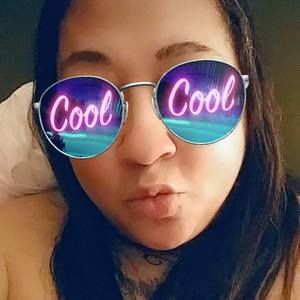 Meet your Posher, Cassandra